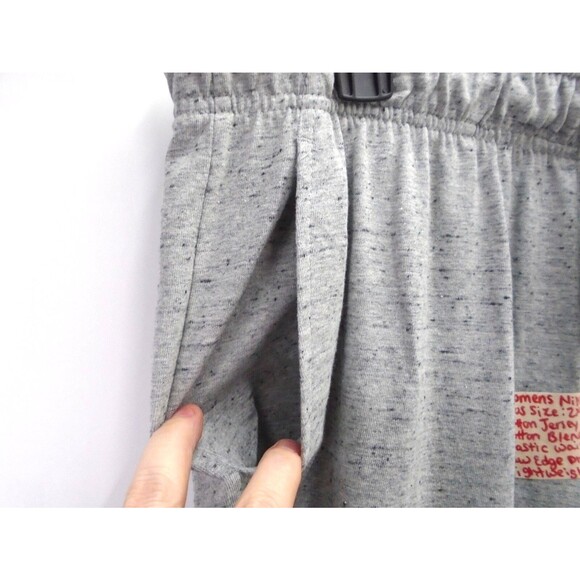 Nike Capri Jogger Pants Women’s Plus Size 2X (42x26) Standard Fit Mid Rise Gray - Picture 5 of 11